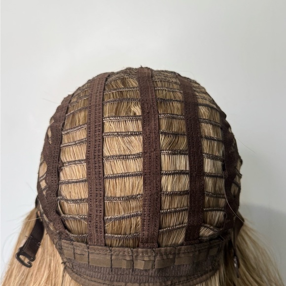 Wavy Long Balayage Mix Wig with bangs - Picture 9 of 9